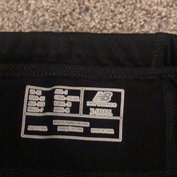 Workout crops - Picture 3 of 4